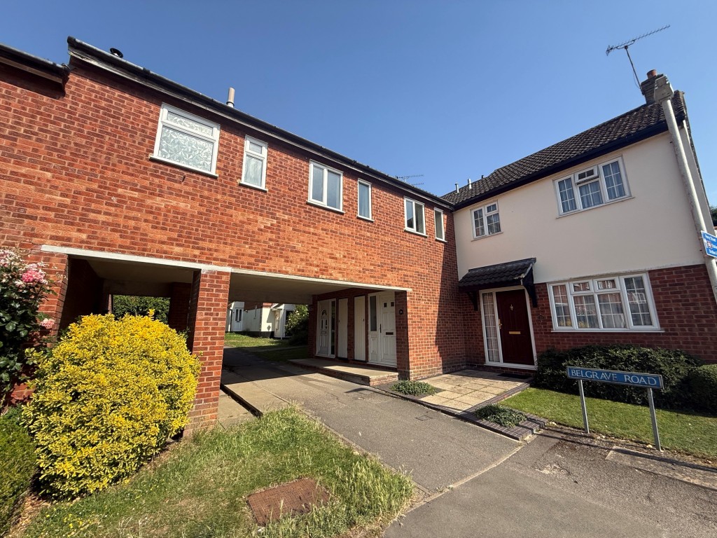 Lot: 159 - MAISONETTE FOR IMPROVEMENT - View of property from street